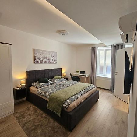 Golden Sun Apartment Zagreb Ngoại thất bức ảnh