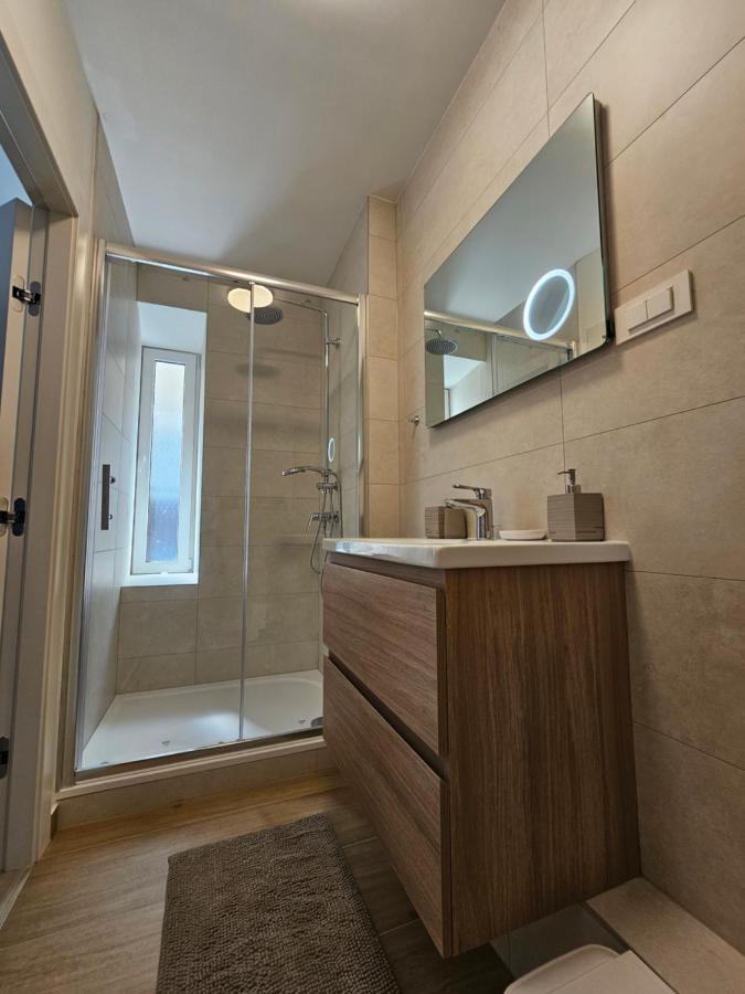 Golden Sun Apartment Zagreb Ngoại thất bức ảnh