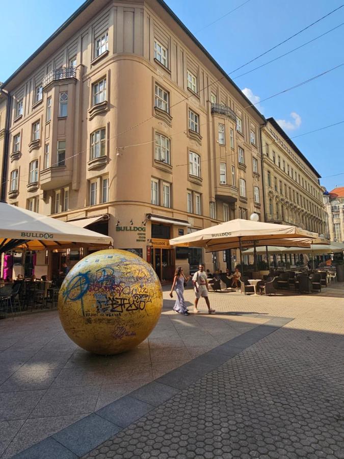 Golden Sun Apartment Zagreb Ngoại thất bức ảnh
